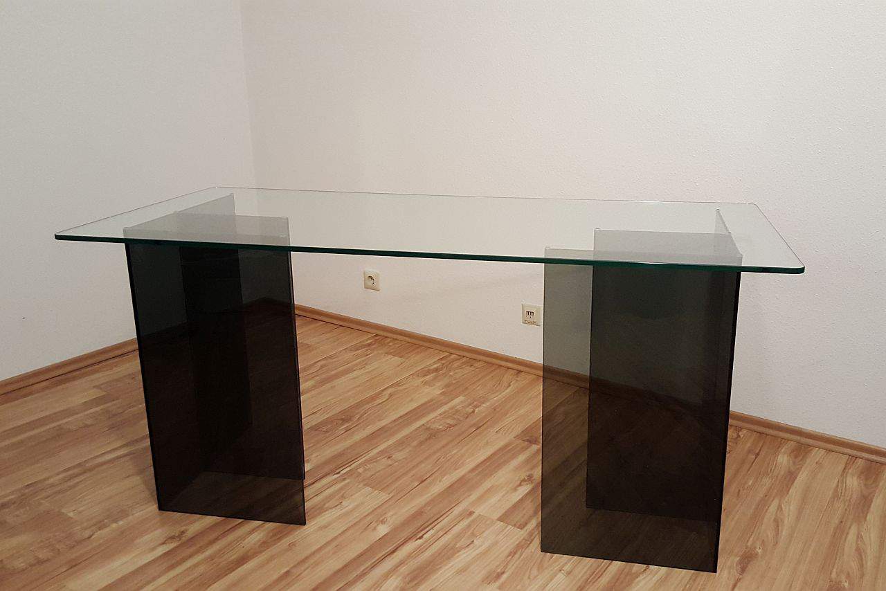 Glasplatte für einen Tisch
